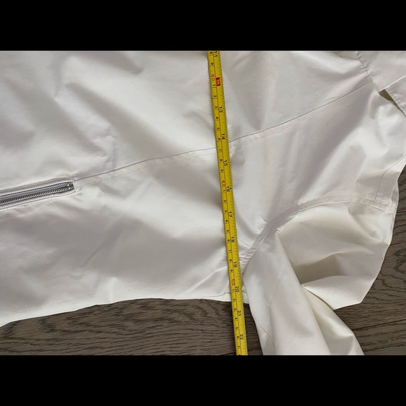 Wind and water Resistance Jacket - Picture 6 of 12